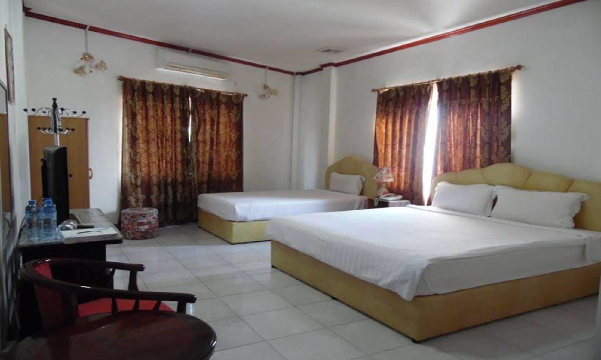Mekong Sunshine Hotel Vientiane Extérieur photo