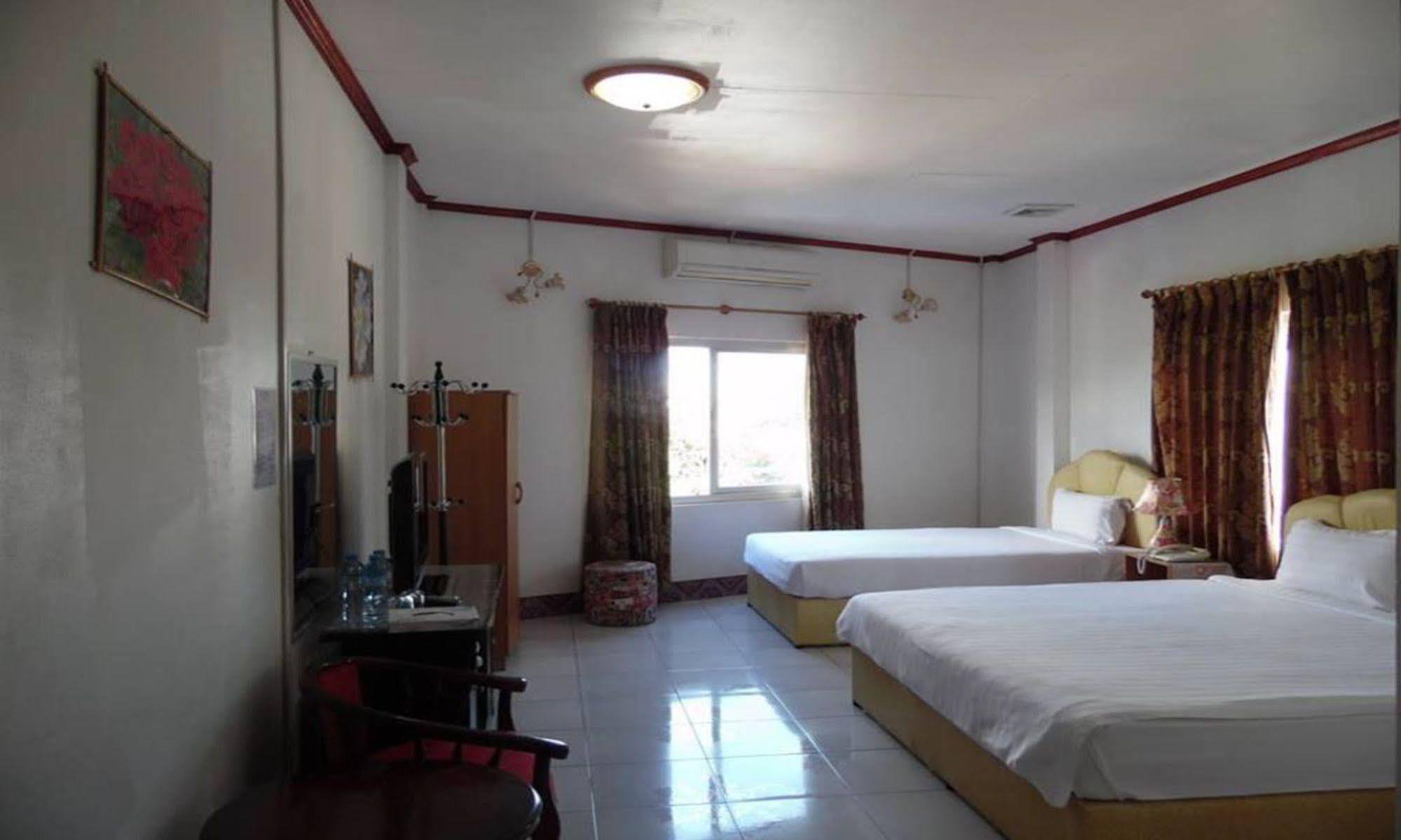 Mekong Sunshine Hotel Vientiane Extérieur photo