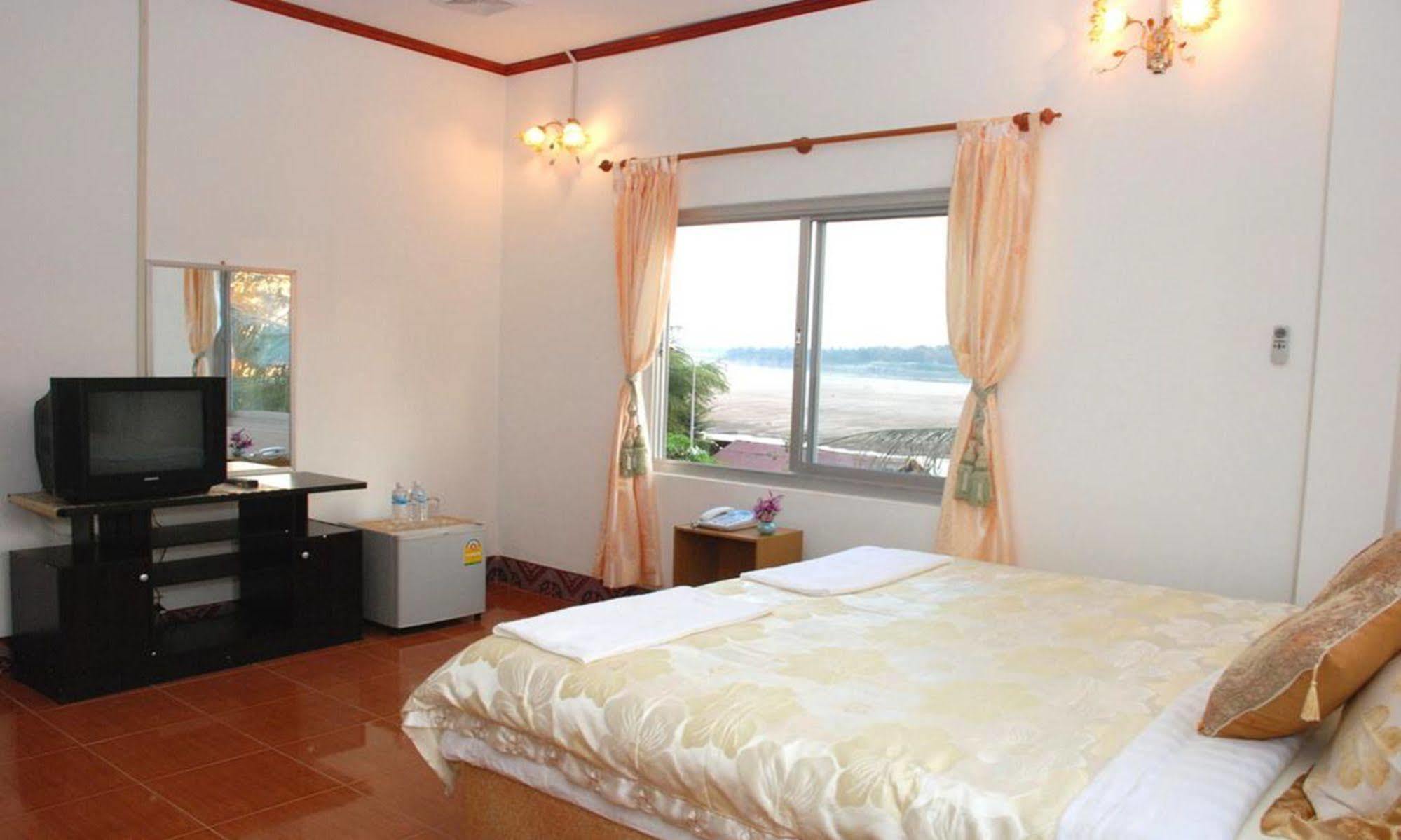 Mekong Sunshine Hotel Vientiane Extérieur photo
